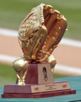 Courtesy of http://commons.wikimedia.org/wiki/File:Gold_glove_award_eric_chavez.jpg