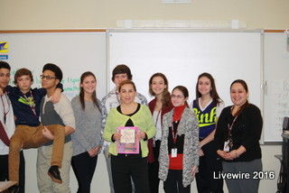 Senora Dively with her fourth period class on her last say in the Altoona district teaching. 
Photo by: Grace Shaffer