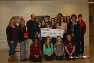 Sharing is caring!
The Sharing for the Holidays presents the money donated by AAJHS students to the Veterans 