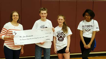 NJHS mini thon raises money for backpack program