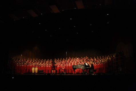 Editorial: Varsity chorus, vocal ensemble deserve pat on back