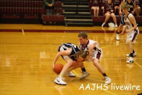 Basketball teams begin season