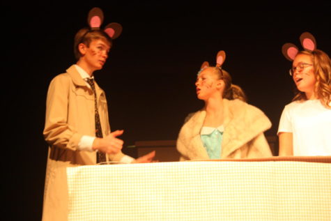 Drama club presents Goldilocks on Trial