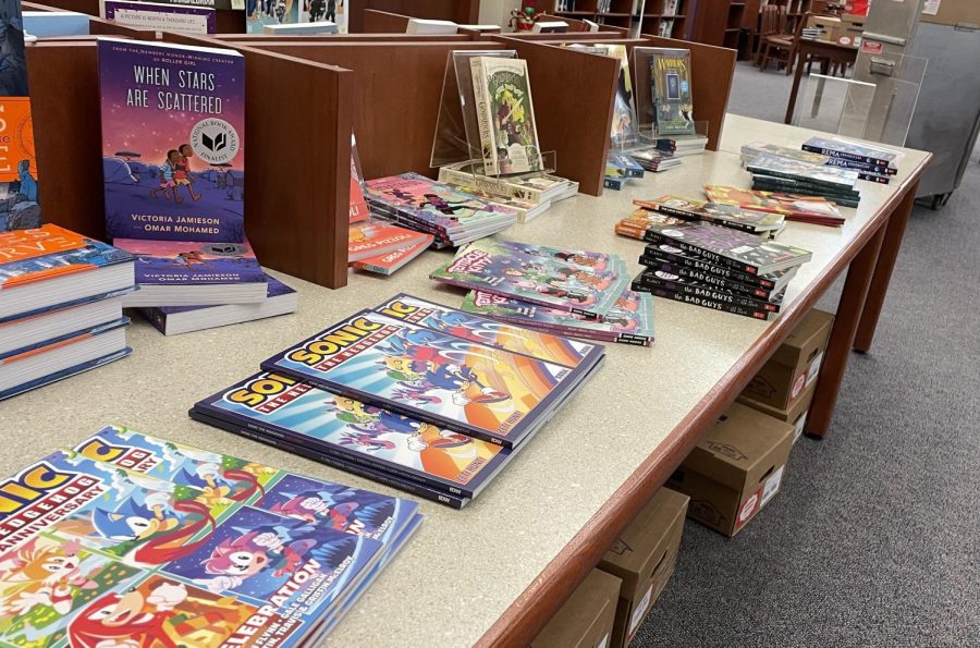 Books, books, books! Visit the book fair and check out books ranging from $2 to $10 to $25. The library hosts one of the largest Scholastic middle school book fairs.  